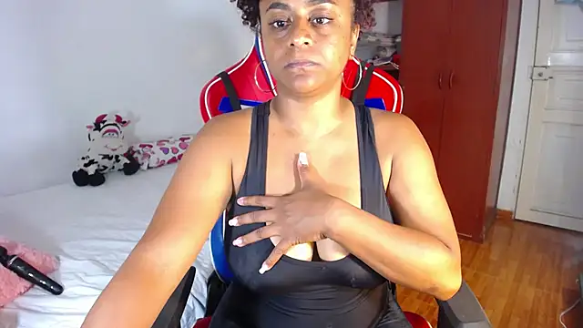 BellaKarla online show from January 2026 11:32:01 PM