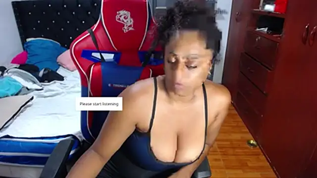 BellaKarla online show from February 2026 01:37:01 AM