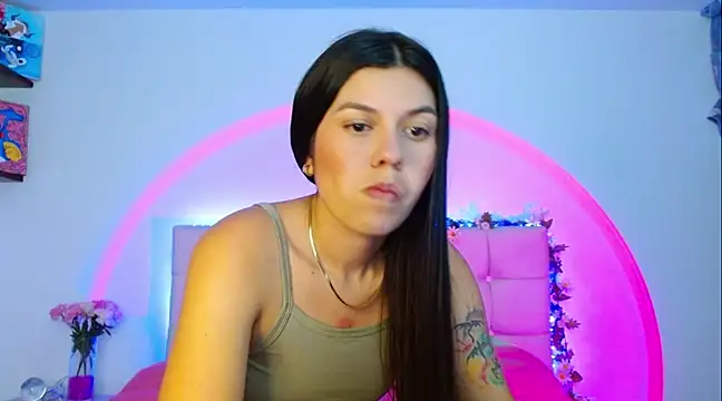 Layla Rachel online show from February 2025 01:47:02 AM