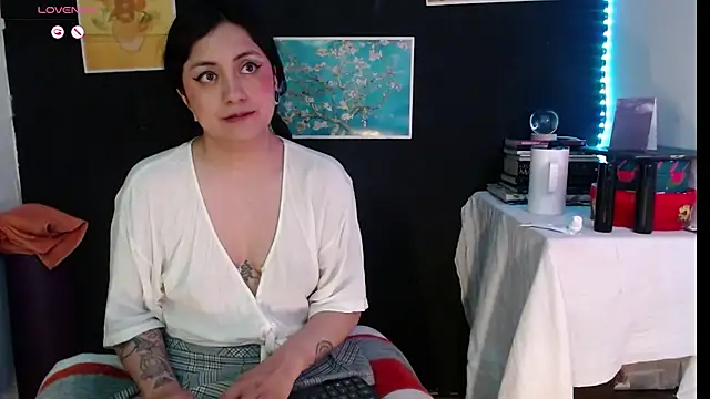 AbsentaVert online show from April 2026 09:55:01 PM