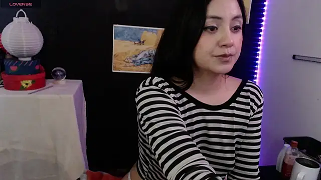 AbsentaVert online show from November 2025 05:06:01 PM