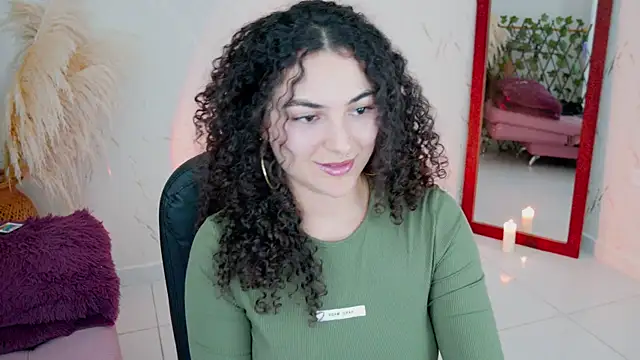 Snapshot of merida_bell18 chatting on April 2026 08:50:01 PM merida bell18 online show from April 2026 08:50:01 PM