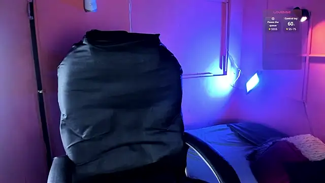 Desipleasure online show from April 2026 08:22:02 PM