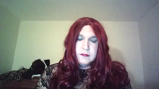 LyssaDragonshadow online show from April 2026 11:30:02 PM