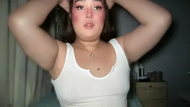 Snapshot of MissCataleyaxxx chatting on February 2026 12:40:02 PM MissCataleyaxxx online show from February 2026 12:40:02 PM