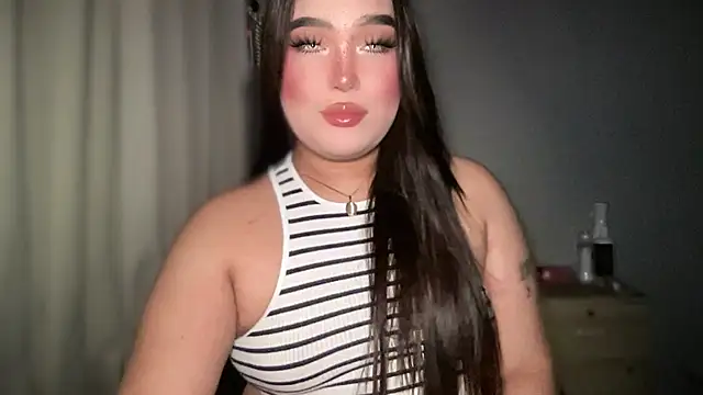 Snapshot of MissCataleyaxxx chatting on February 2026 12:46:02 PM MissCataleyaxxx online show from February 2026 12:46:02 PM