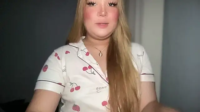 MissCataleyaxxx online show from October 2025 01:15:01 AM