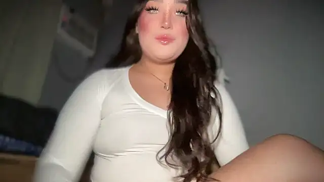 Snapshot of MissCataleyaxxx chatting on February 2026 02:23:01 AM MissCataleyaxxx online show from February 2026 02:23:01 AM