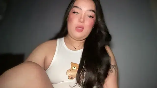 MissCataleyaxxx online show from November 2025 01:06:01 AM