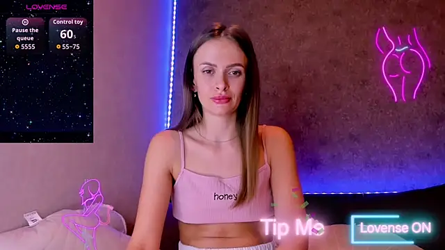 madina taher online show from October 2025 09:38:01 PM