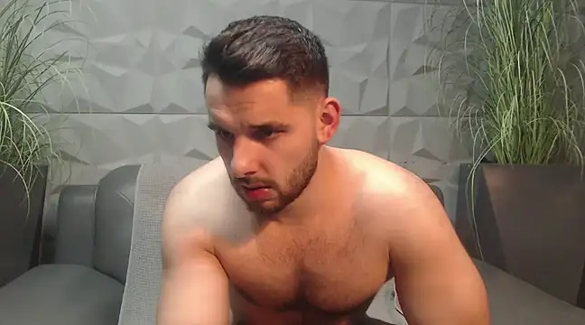 Antoniodiamond online show from February 2025 09:06:02 PM