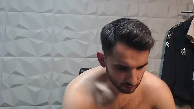 Antoniodiamond online show from September 2025 07:13:01 PM