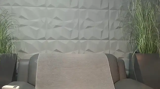 Antoniodiamond online show from March 2025 08:10:02 PM