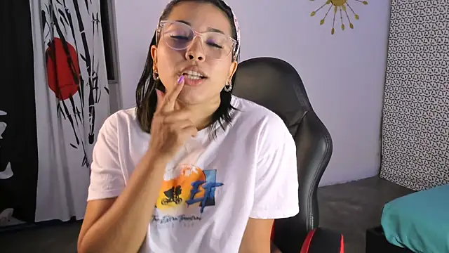 caylinhot7 online show from October 2025 05:09:02 AM