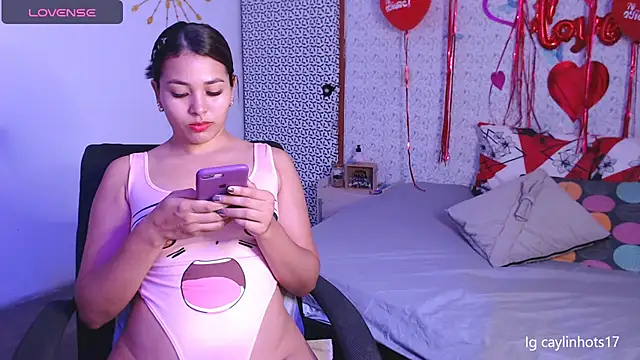 caylinhot7 online show from February 2025 04:58:02 AM