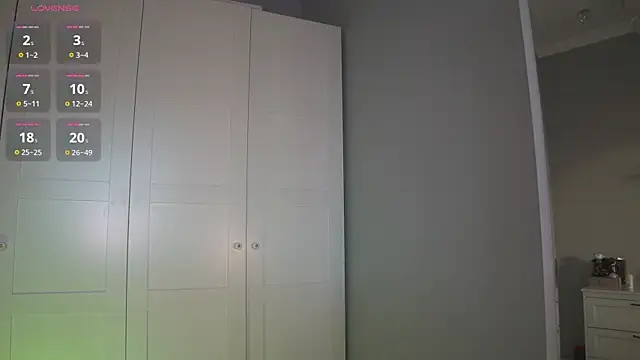 Snapshot of -JuicyMolly- chatting on September 2025 03:27:01 PM -JuicyMolly- online show from September 2025 03:27:01 PM