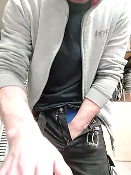 Xcoquinx online show from February 2026 12:50:02 PM