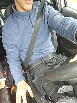 Xcoquinx online show from October 2025 12:06:01 PM