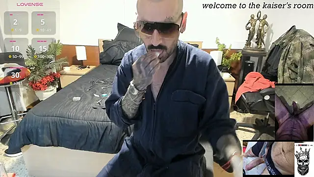 kaiser679  online show from December 2025 12:38:01 AM