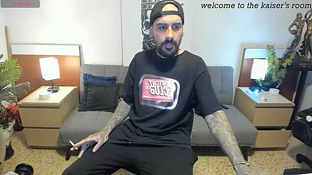 kaiser679  online show from March 2026 02:06:02 AM