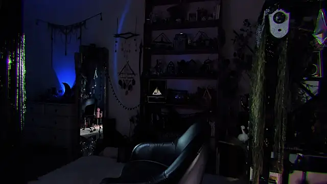 Scarlett Wanner online show from October 2025 08:12:01 PM