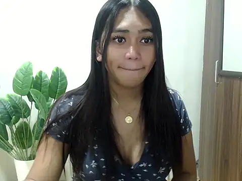 pinay sofia online show from May 2026 02:15:01 PM