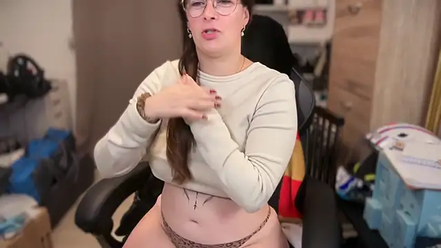 Amai Live online show from October 2025 07:09:01 AM