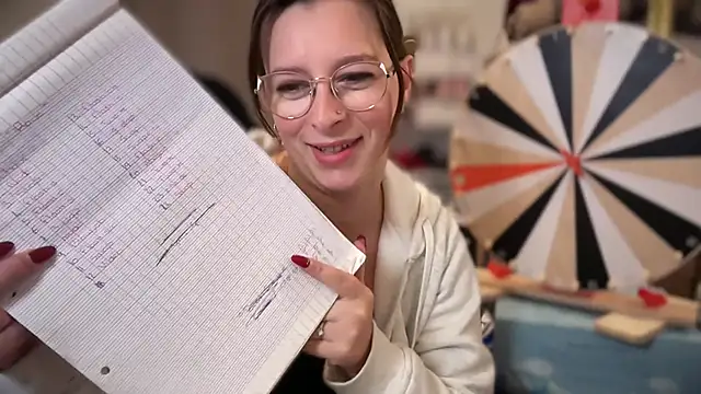 Amai Live online show from October 2025 12:53:02 PM