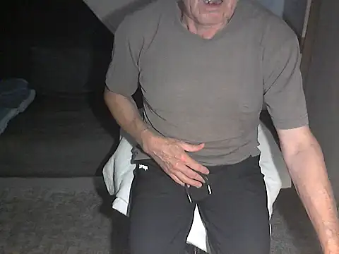 kiam471 online show from November 2025 09:51:01 PM