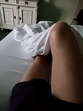 kiam471 online show from October 2025 05:32:02 AM