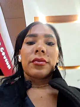 Doll Loren online show from June 2026 04:30:01 PM