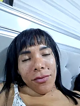 Snapshot of Doll_Loren chatting on March 2025 02:01:02 AM Doll Loren online show from March 2025 02:01:02 AM