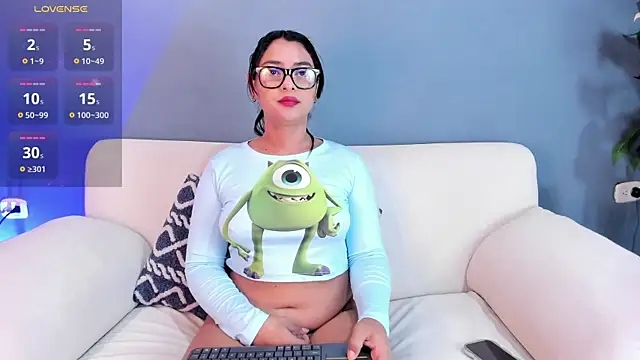 Snapshot of mensia_hernandz chatting on February 2025 01:40:01 PM mensia hernandz online show from February 2025 01:40:01 PM