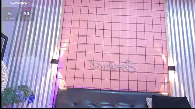 mensia hernandz online show from November 2025 01:26:02 PM