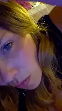 hollyg221 online show from October 2025 06:25:01 AM
