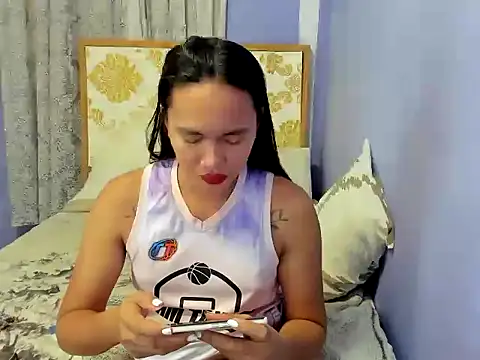 lady kim boner online show from October 2025 04:11:01 AM