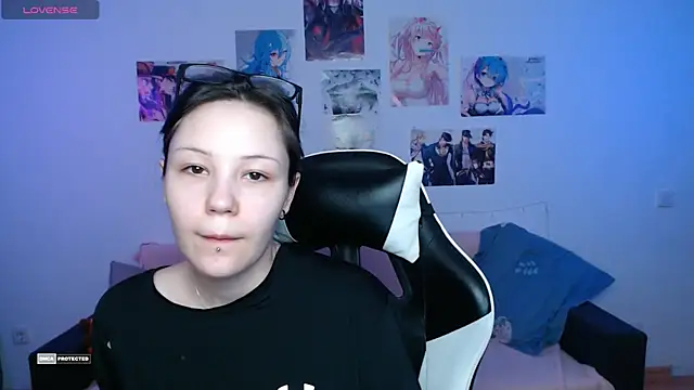 Snapshot of HugoMin chatting on January 2025 03:34:01 AM HugoMin online show from January 2025 03:34:01 AM