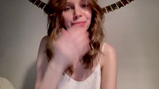 Snapshot of Nikki_Mimimi chatting on February 2025 01:20:01 PM Nikki Mimimi online show from February 2025 01:20:01 PM