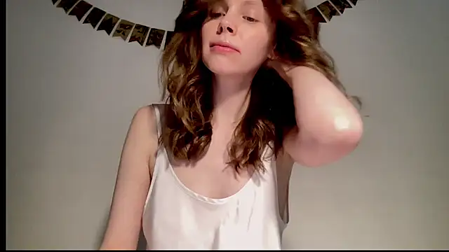 Snapshot of Nikki_Mimimi chatting on February 2025 01:43:02 PM Nikki Mimimi online show from February 2025 01:43:02 PM