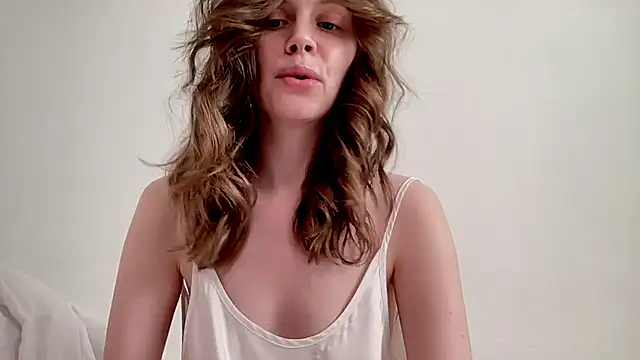 Snapshot of Nikki_Mimimi chatting on February 2025 01:19:02 PM Nikki Mimimi online show from February 2025 01:19:02 PM