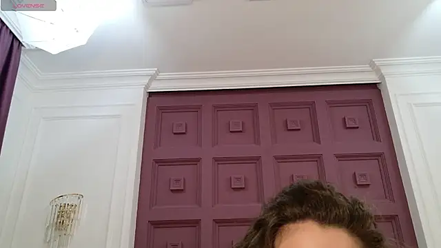 Snapshot of AnaAnais chatting on November 2025 05:45:02 AM AnaAnais online show from November 2025 05:45:02 AM