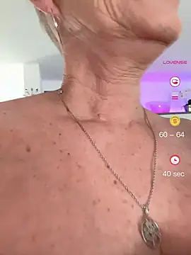 German Milf online show from May 2026 01:04:01 PM