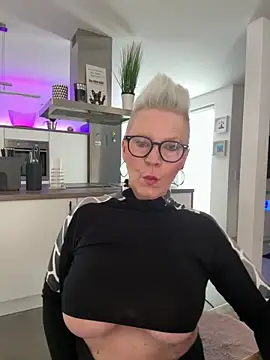German Milf online show from May 2026 01:08:02 PM