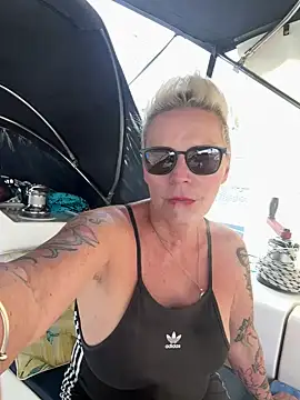 German Milf online show from September 2025 01:50:01 PM