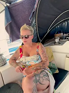 German Milf online show from September 2025 12:55:01 PM