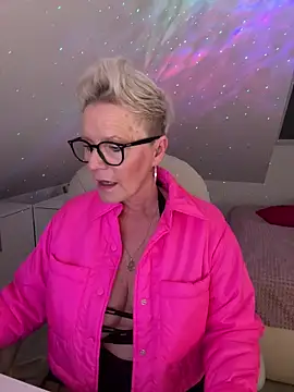 German Milf online show from April 2026 12:53:02 PM