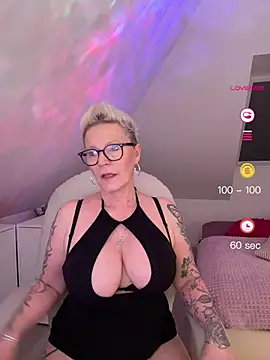 German Milf online show from April 2026 12:58:02 PM