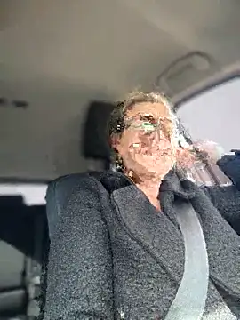 German Milf online show from October 2025 11:22:01 AM