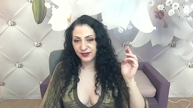 Snapshot of SweetArtemis chatting on March 2025 01:30:02 PM SweetArtemis online show from March 2025 01:30:02 PM