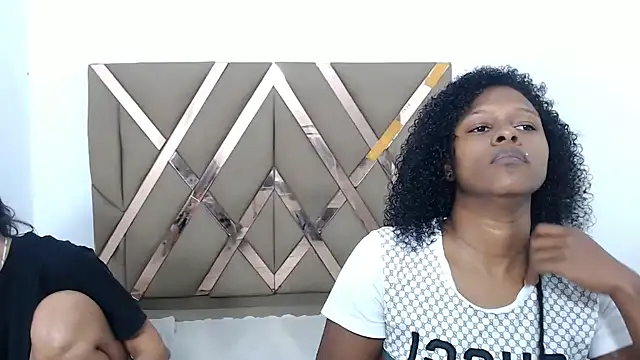 Snapshot of lizeth_keilyn chatting on February 2026 02:50:01 PM lizeth keilyn online show from February 2026 02:50:01 PM